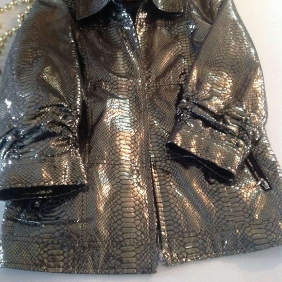 Multiples Jackets & Blazers - Ladies gold jacket
